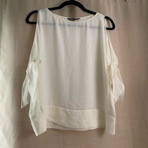 Shirt cold shoulder!